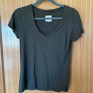 Forever twenty one v neck tee.